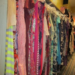 Plato S Closet 14 Photos 34 Reviews Thrift 1018 Photo Of Plato S Closet Cary Nc United States