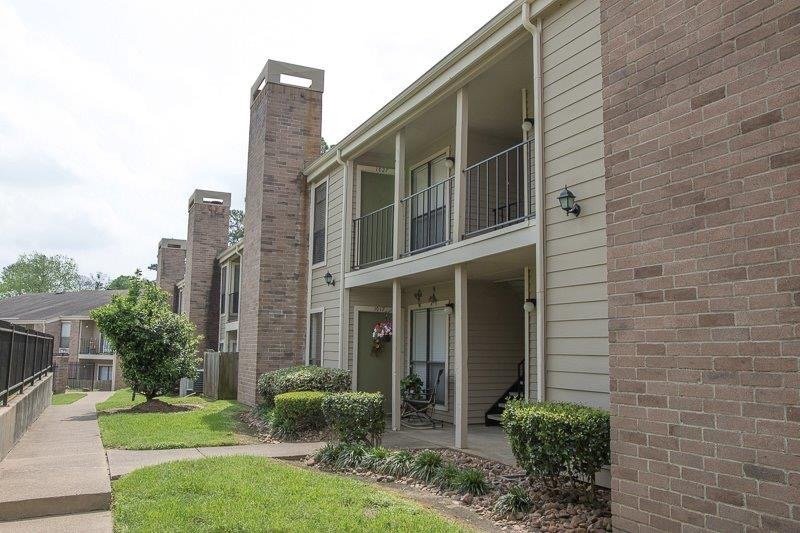 Rolling Brook Apartments