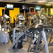 Fitness 4 Less 12 Photos 14 Reviews Gyms 8821 Woodyard Rd Photo Of Fitness 4 Less Clinton Md United States