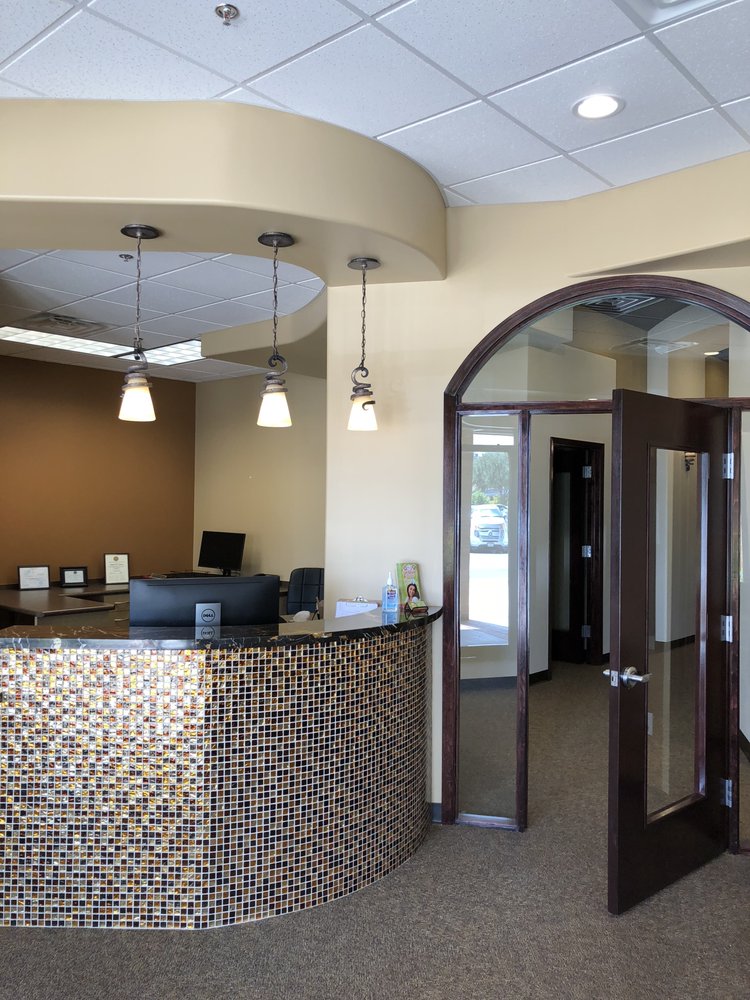 image of business 6 to 9 Dental - New Braunfels
