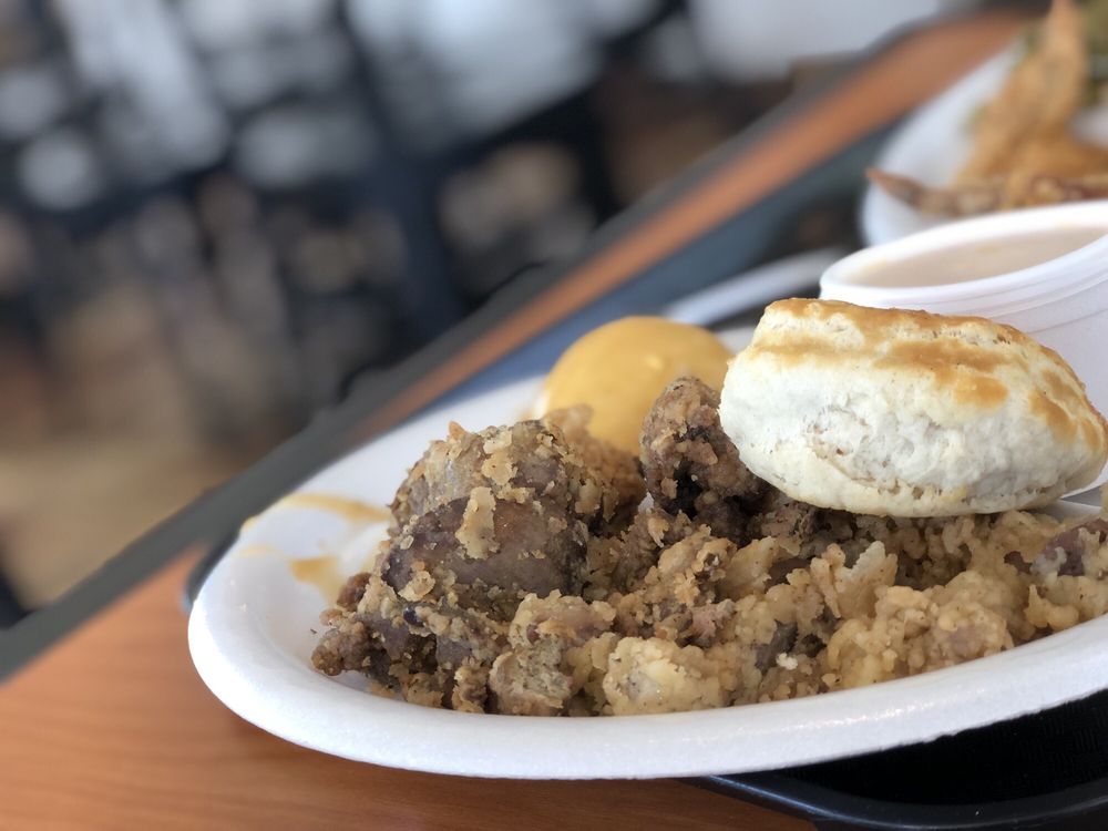 Lee's Famous Recipe Chicken