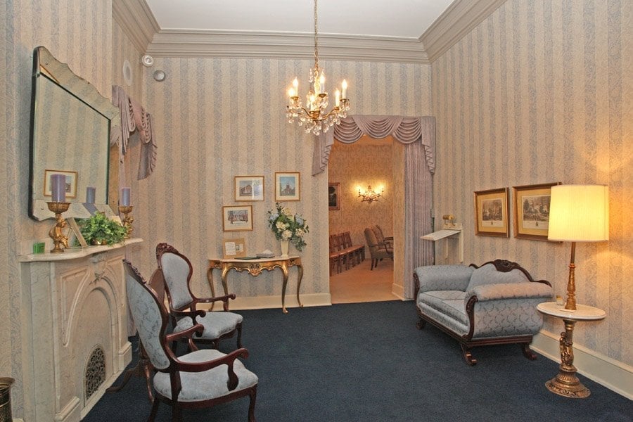 DeBord Snyder Funeral Home & Crematory, Inc