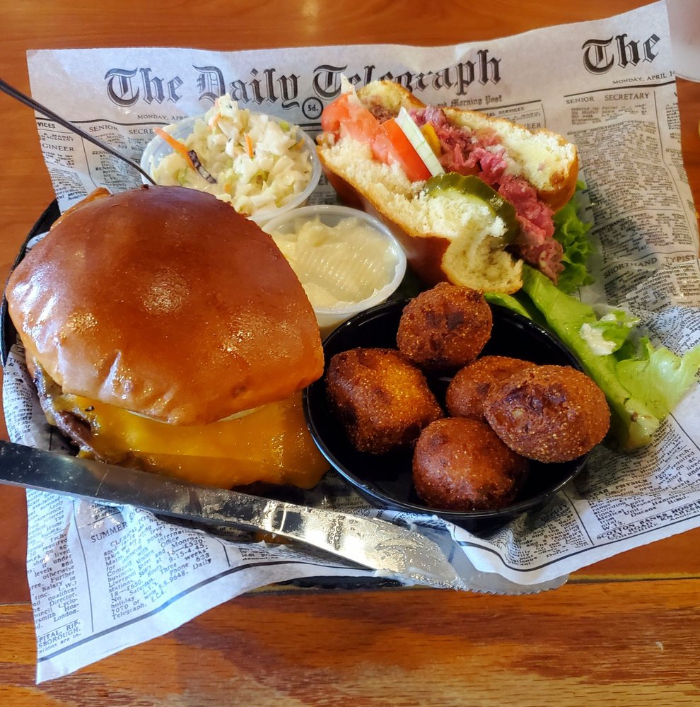 Smokin' Dave's BBQ & Brew