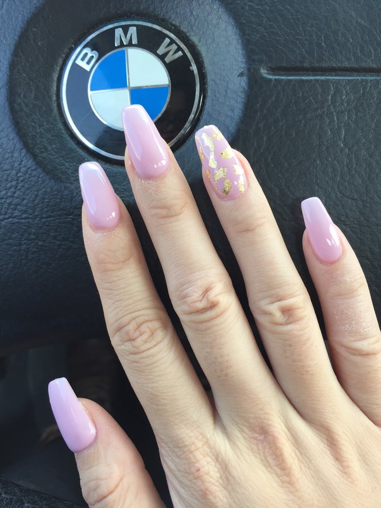 Baby Pink Nails With Gold Foil Super Hy Them Thanks Ofelya Photo Of LaquƩ Nail Bar And Beauty Lounge North Hollywood Ca United States