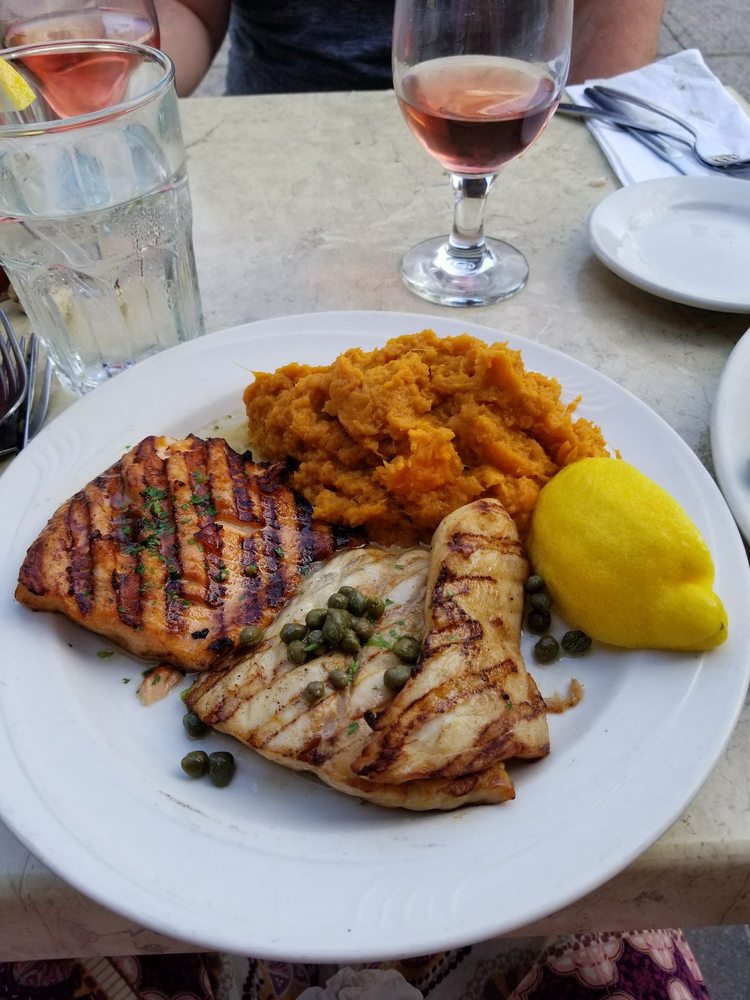 Blue Point Grill 393 Photos & 530 Reviews Seafood 258 Nassau St