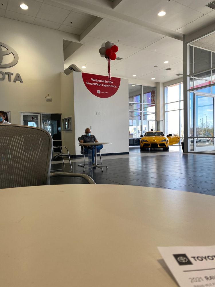 Toyota of Lancaster