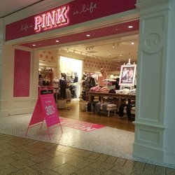 Vs Pink Fair Oaks Mall 11823 Photo Of Vs Pink Fair Oaks Mall Fairfax Va United States