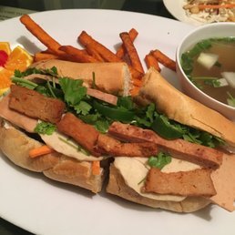 Photos For Phoenix Garden Vegetarian Restaurant Yelp Photo Of Phoenix Garden Vegetarian Restaurant Richmond Va United States Vegan Banh