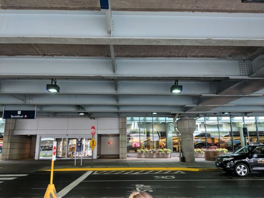 where is bradley international airport