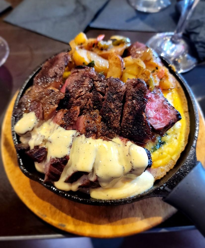 Spanglish Bar & Restaurant