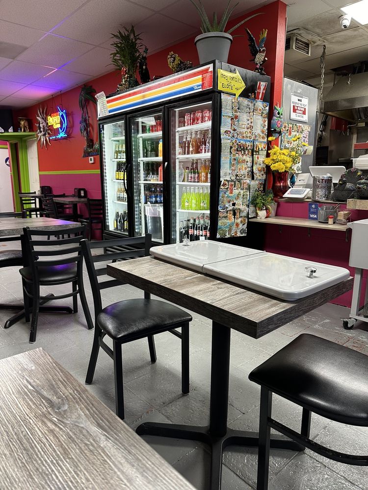 La Jaiba Taqueria Y Mariscos