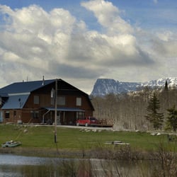 Montana S Duck Lake Lodge 56 Photos 10 Reviews Hotels 3215 Photo Of Montana S Duck Lake Lodge Babb Mt United States Exterior Property