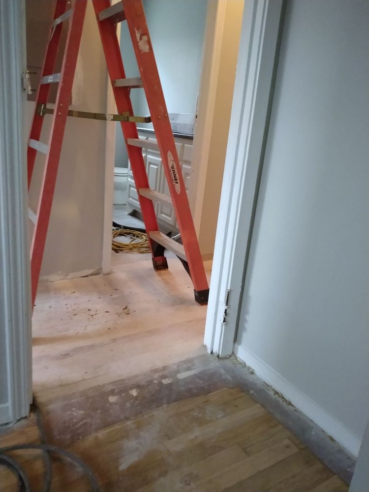 image of business Creststone Roofing & Construction