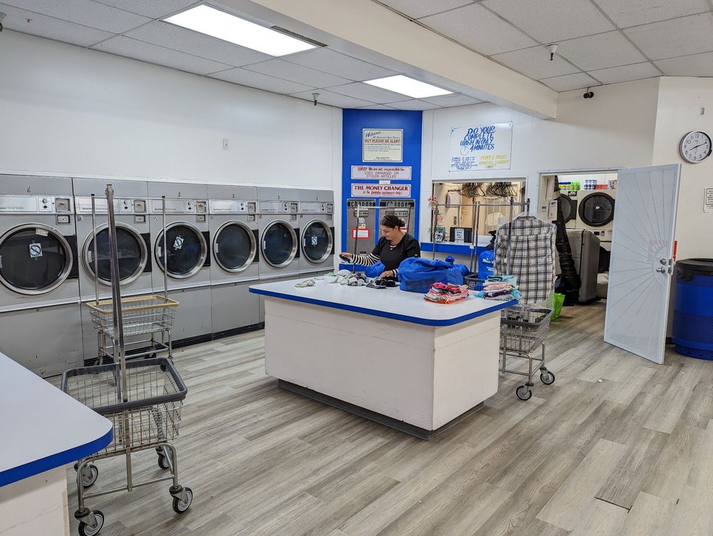 Mission Plaza Laundromat