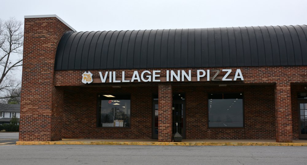 Village Inn Pizza Parlor 13 Reviews Pizza 2142 Statesville Blvd
