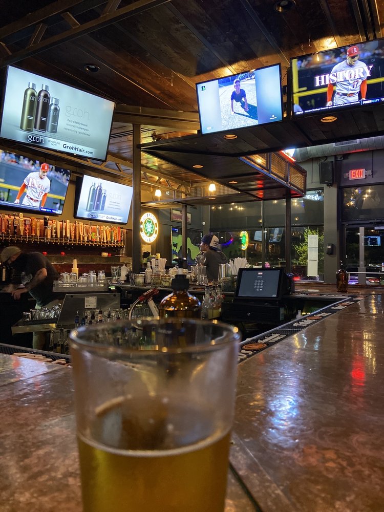 Vincent's Sports Pub
