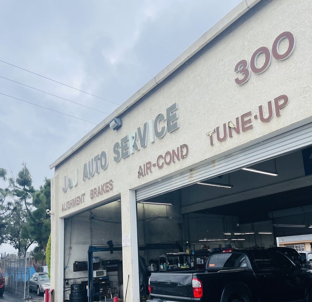 J & J Auto Service