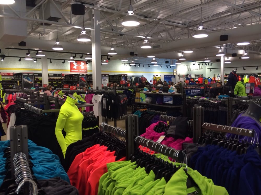 Under Armour Outlet Sports Wear 365 Prime Outlets Blvd, Hagerstown