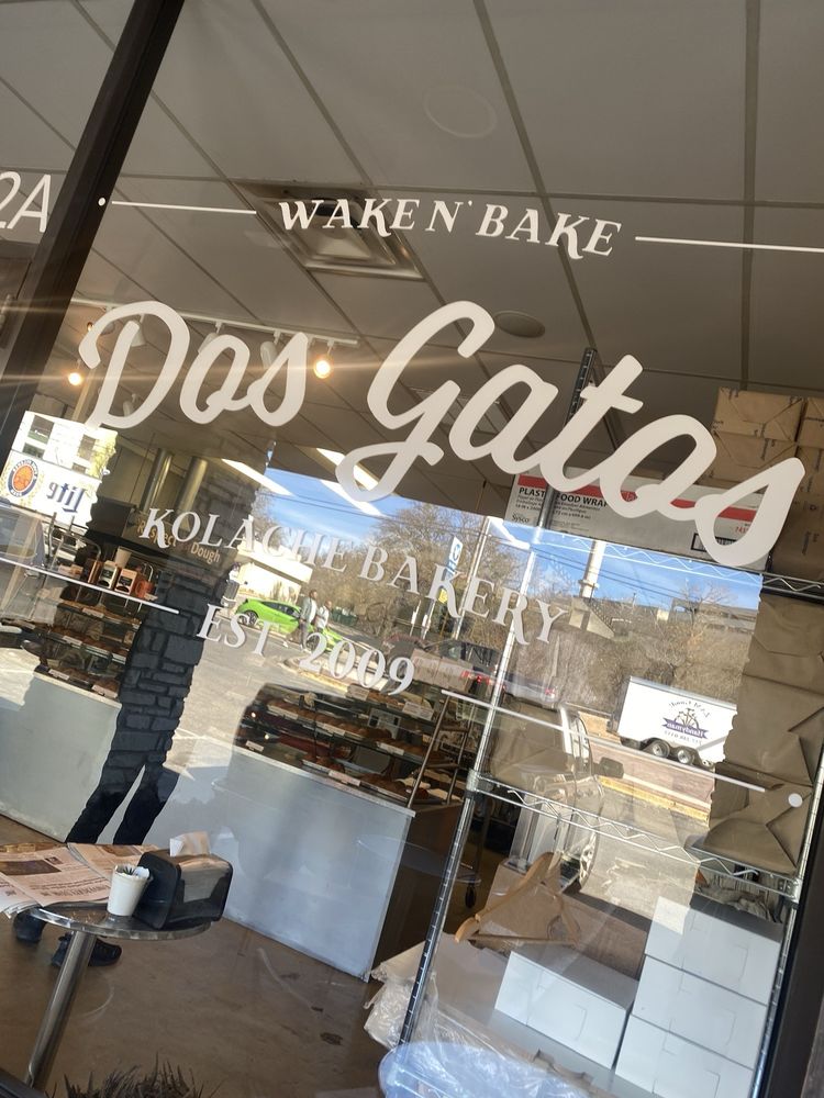 Dos Gatos Kolache Bakery
