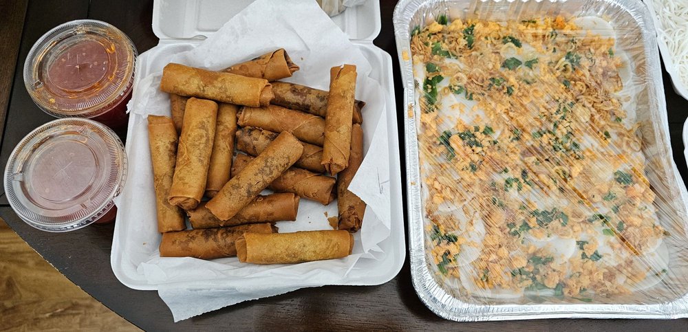 Kim Hong Eggrolls