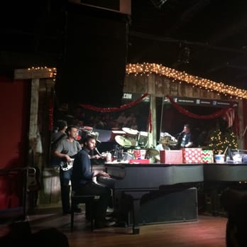 Shout House Dueling Pianos, Minneapolis - Downtown - Menu, Prices ...