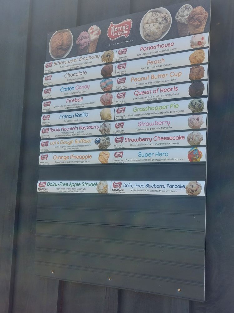 The Lakeside Scoop