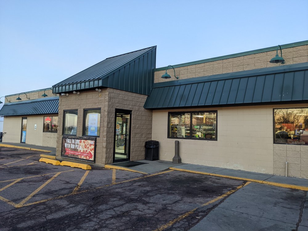 Coffee Cup Fuel Stop, Plankinton Roadtrippers