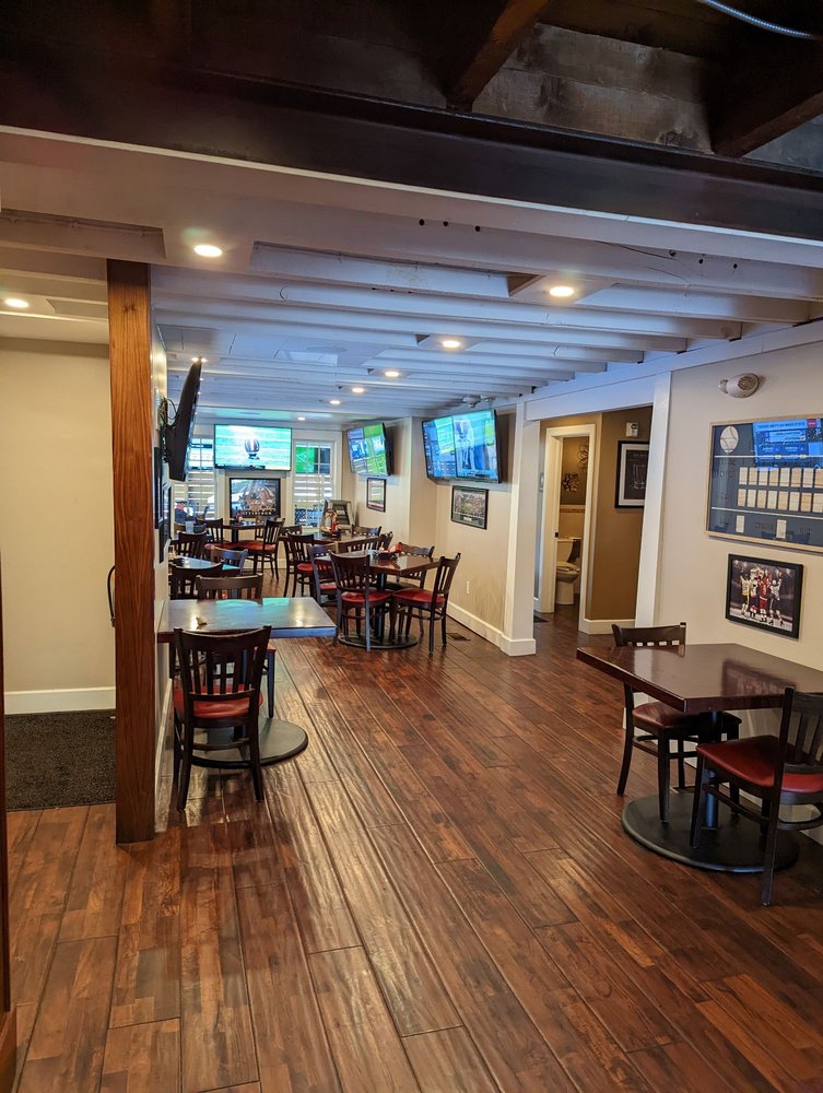 Game Time Sports Bar and Grill