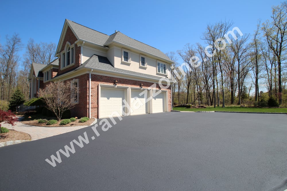 Randazzo Line Striping & Sealcoating