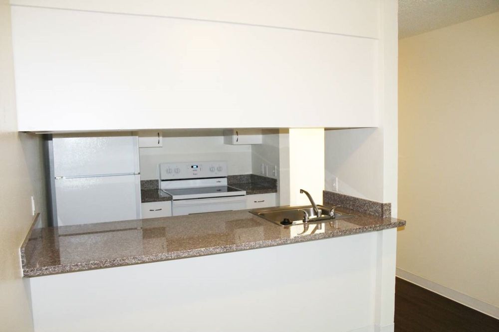 Semi Open Concept Kitchen Perfect For Hosting At Pine Square Semi Open Concept Kitchen Perfect For Hosting At Pine Square Apartments In Portland Or Templeton Property Management Nfn Investments Yelp