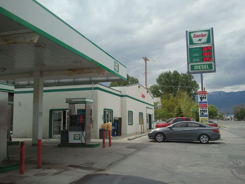 Jay’s Sinclair Service Station Gas Stations 6 W Main St