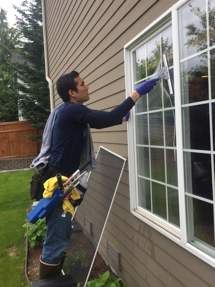 AA Window and Gutter Cleaning