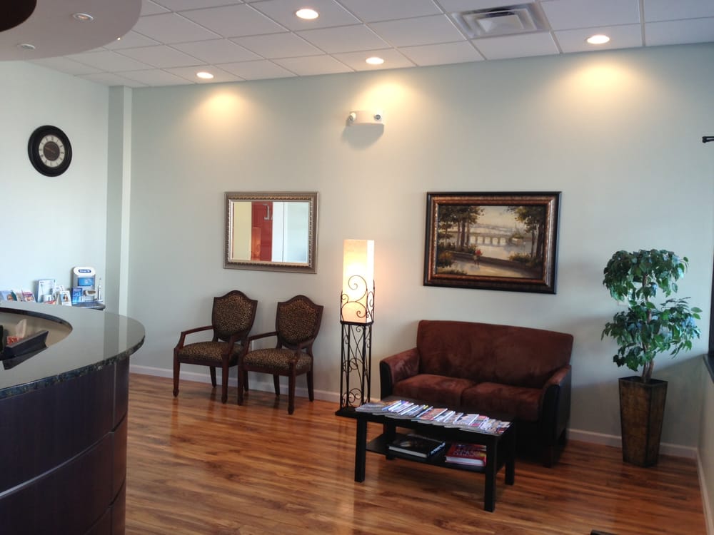 image of business Franklin Dental