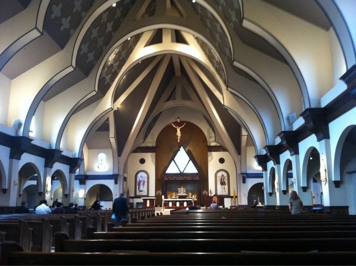 Holy Trinity Catholic Church 14 Photos Churches 8213 Linton Hall