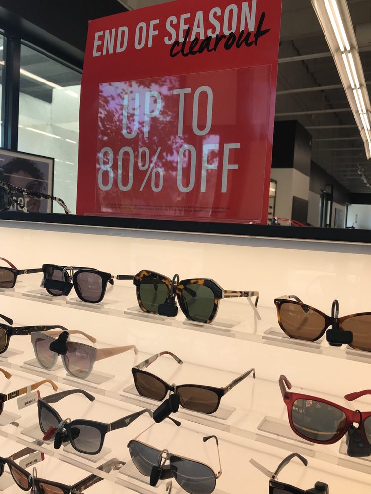 Saks OFF 5TH