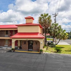 Econo Lodge 41 Photos 58 Reviews Hotels 1142 Sniders Hwy Photo Of Econo Lodge Walterboro Sc United States