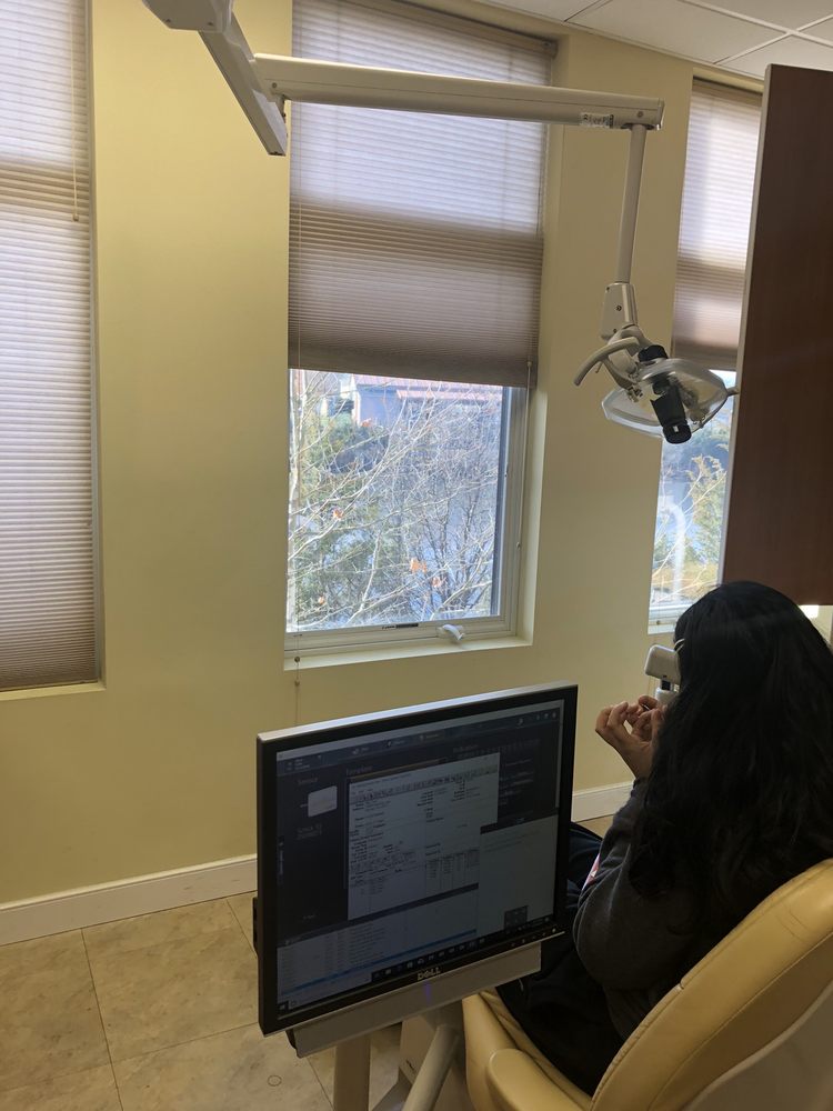 image of business Nawaz Mirweiss, DDS