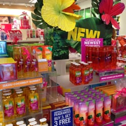 bath body works 10 photos 10 reviews department stores tempe marketplace bath and body works