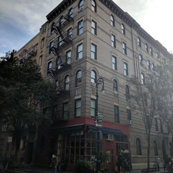 Friends Apartment 25 Photos 10 Reviews Local Flavor 90 Photo Of Friends Apartment New York Ny United States