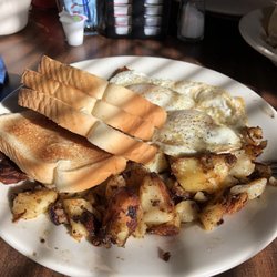 The Best 10 Restaurants Near Aurora Ny 13026 Last Updated 3 Dugan S Country Grill