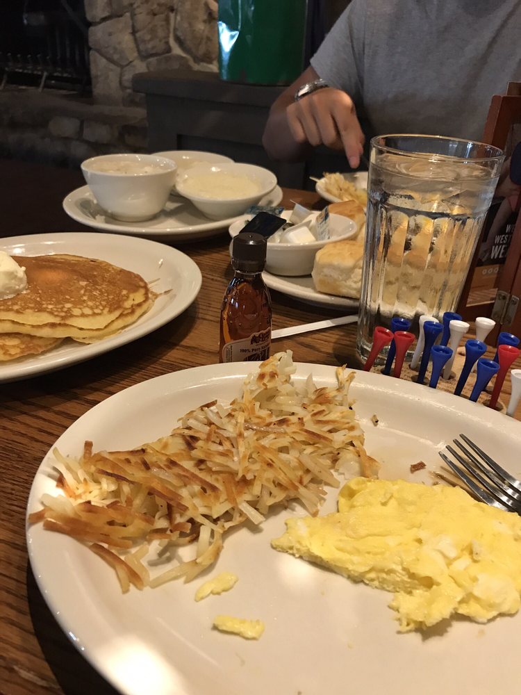 Cracker Barrel Old Country Store 40 Photos & 61 Reviews American (Traditional) 5100