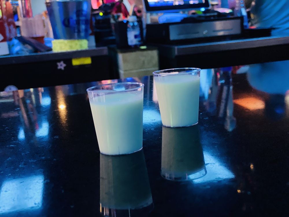 Mulligans Sports Bar & Grille