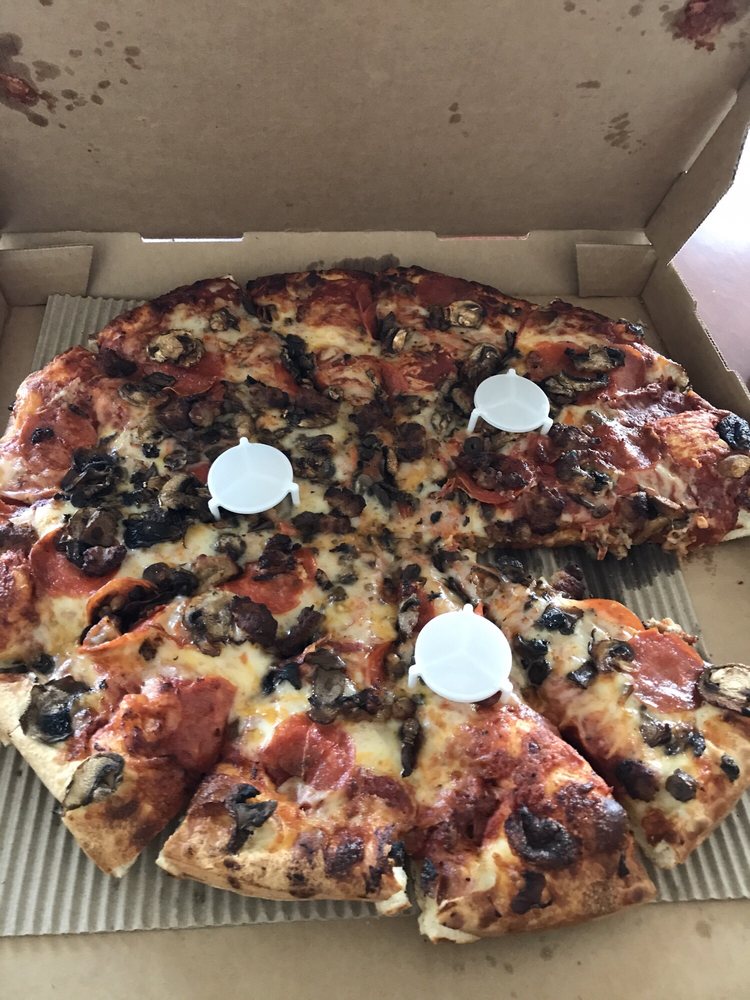 Large Pan Pepperoni Sausage And Mushroom I Took A Slice Lol Yelp Photo Of Round Table Pizza Menlo Park Ca United States Large Pan