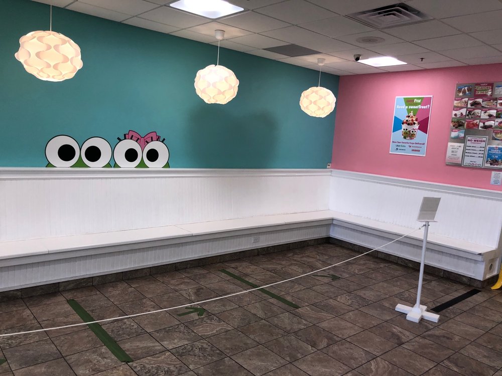 sweetFrog Premium Frozen Yogurt