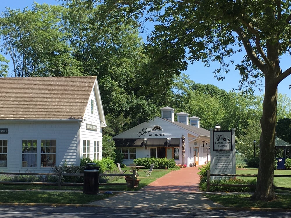 Amagansett Square 16 Photos Shopping Centers 154 Main St