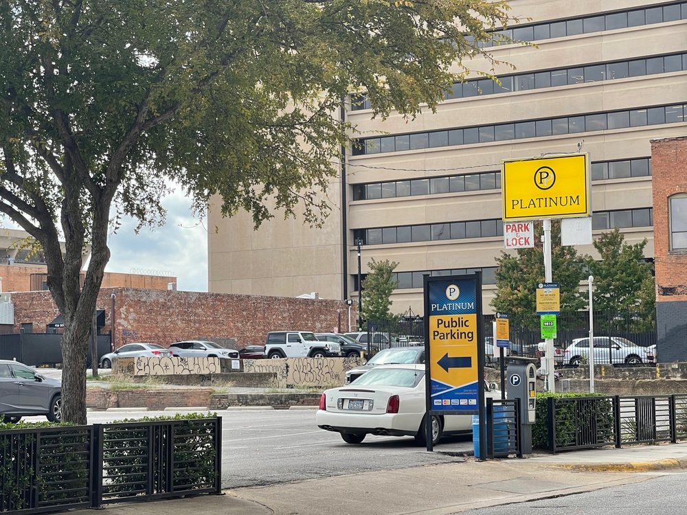 Platinum Parking Wood Street Lot