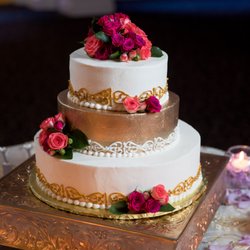 i do wedding cakes