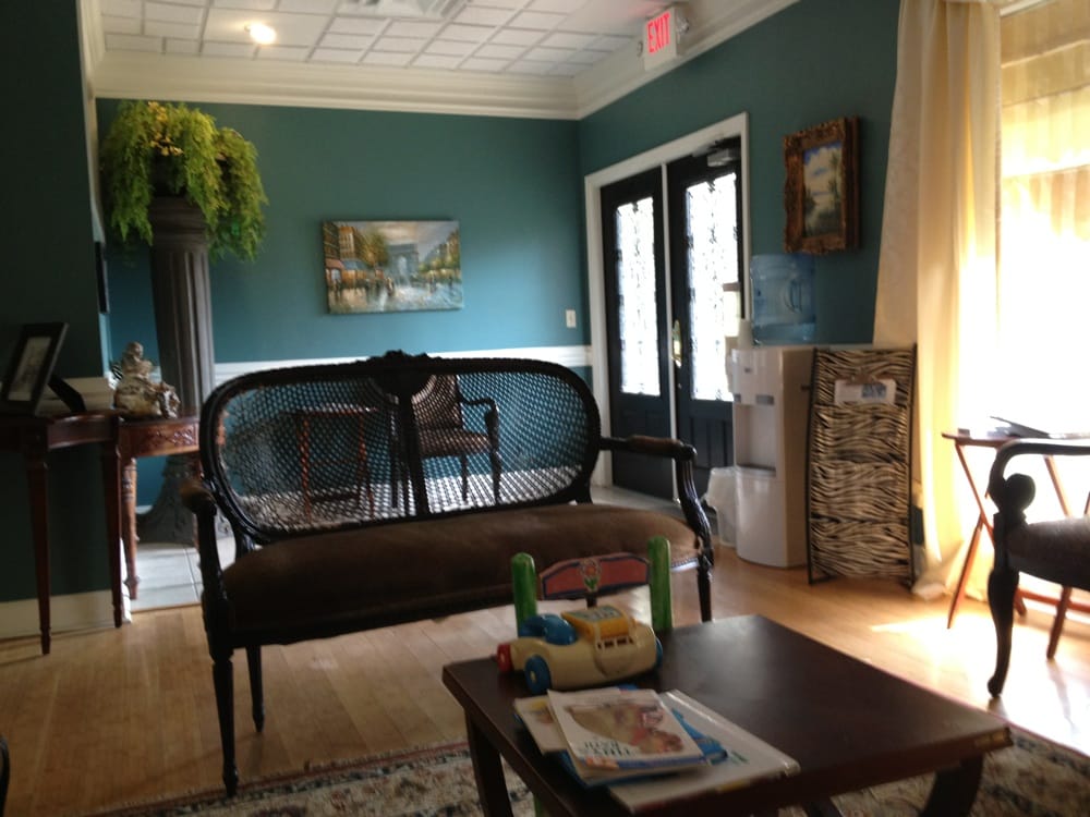 image of business Robert H Barr DMD