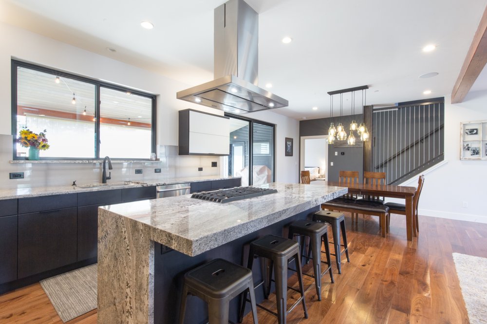 image of business Skywalker Construction