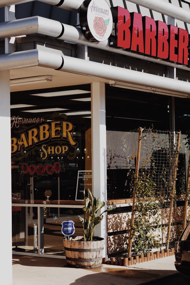 Hermanos Barber Shop 19148 Brookhurst St Huntington Beach Ca 92646